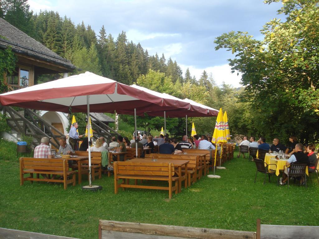 Alpenhotel Ratsberg 1650m Toblach Buitenkant foto